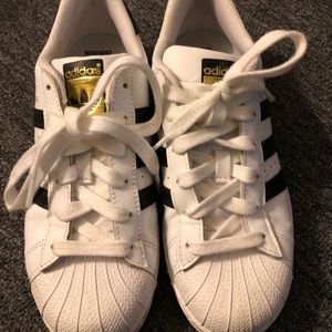 ADIDAS Original Superstars